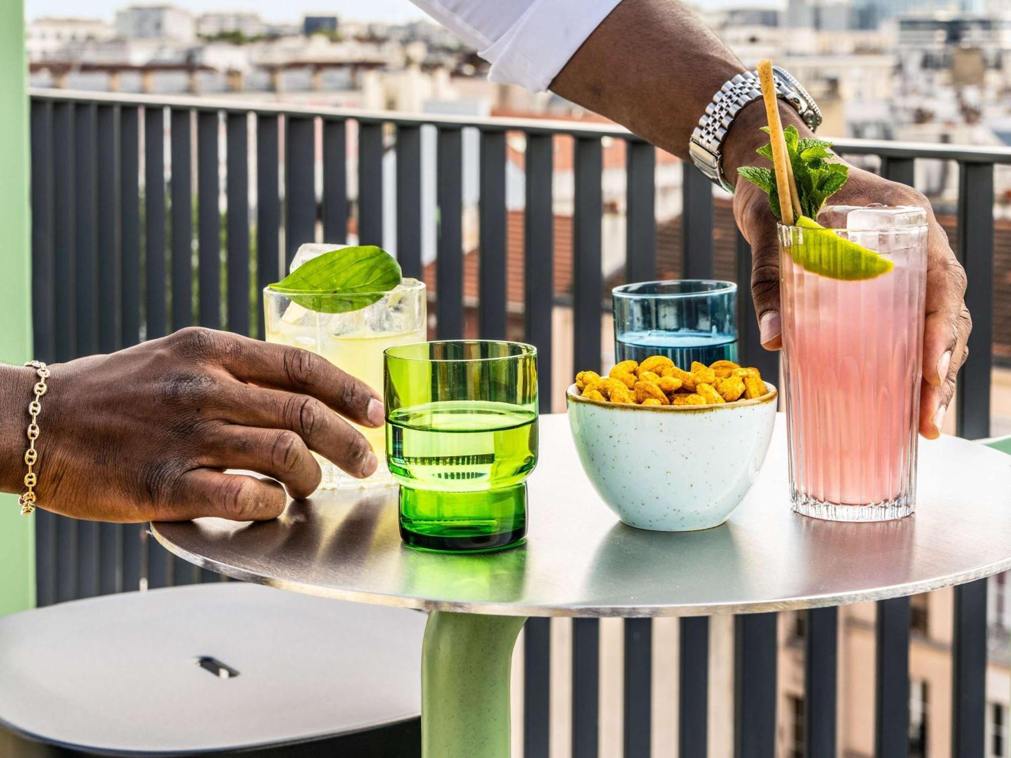 Hotel Tribe Paris Clichy Exterior foto